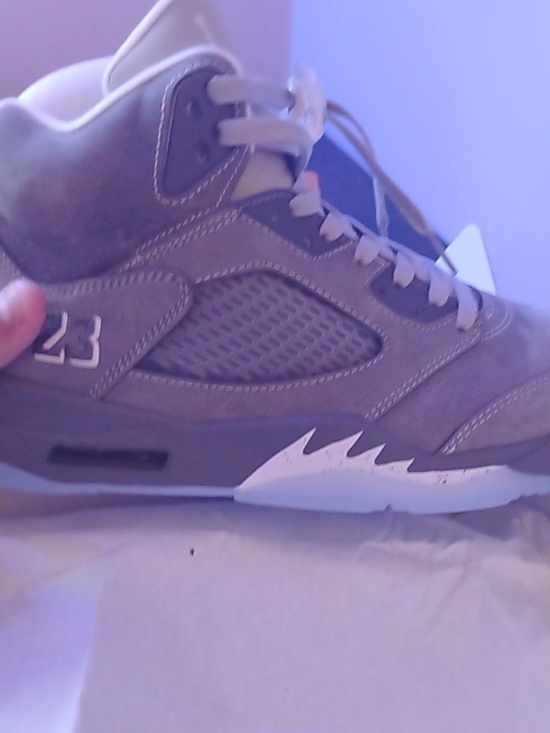 Jordan Men\'s Athletic Shoes Gray with White Jumpman